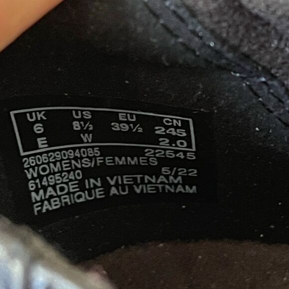 Clarks Women's May Marigold Slip-On Loafer size 8,5W - Picture 6 of 6